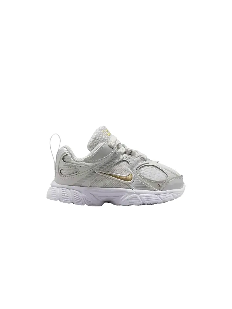 Кроссовки Nike V5 RNR TD 'White Metallic Gold' — изображение 1 из 1, белый