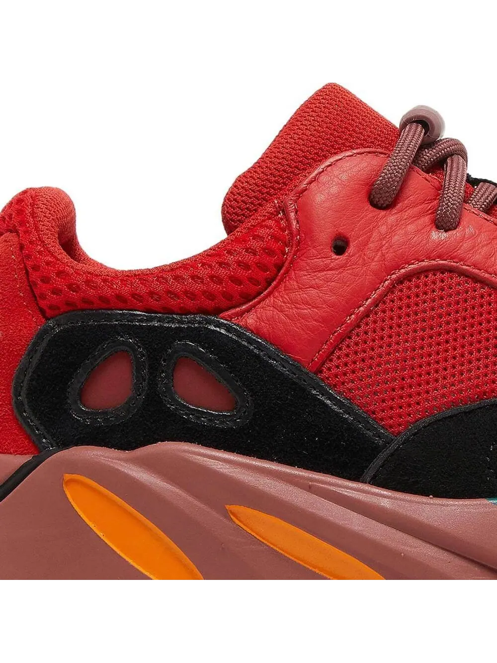 Кроссовки Yeezy Boost 700 Hi-Res Red — изображение 6 из 10, красный