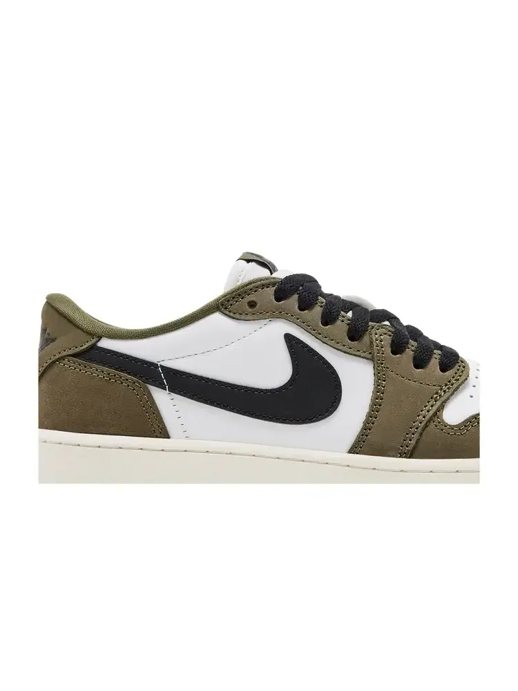 Air Jordan 1 Low GS 'Medium Olive' — изображение 2 из 8, зеленый