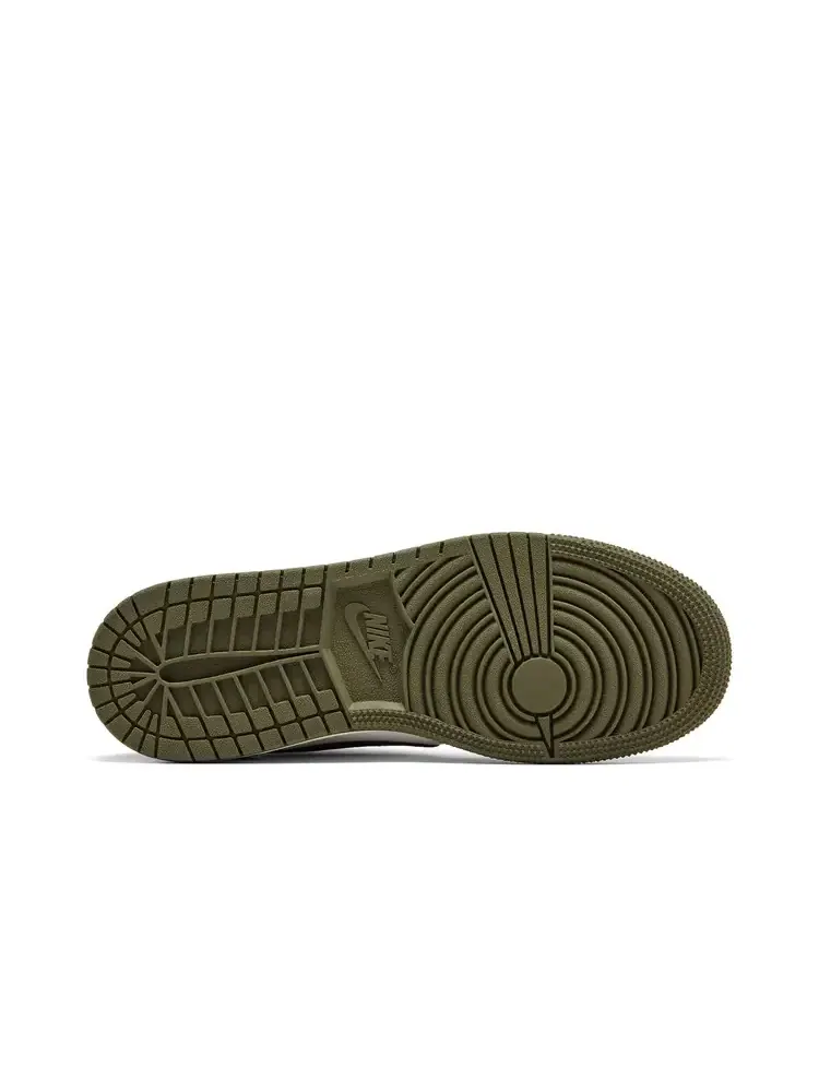Air Jordan 1 Low GS 'Medium Olive' — изображение 4 из 8, зеленый