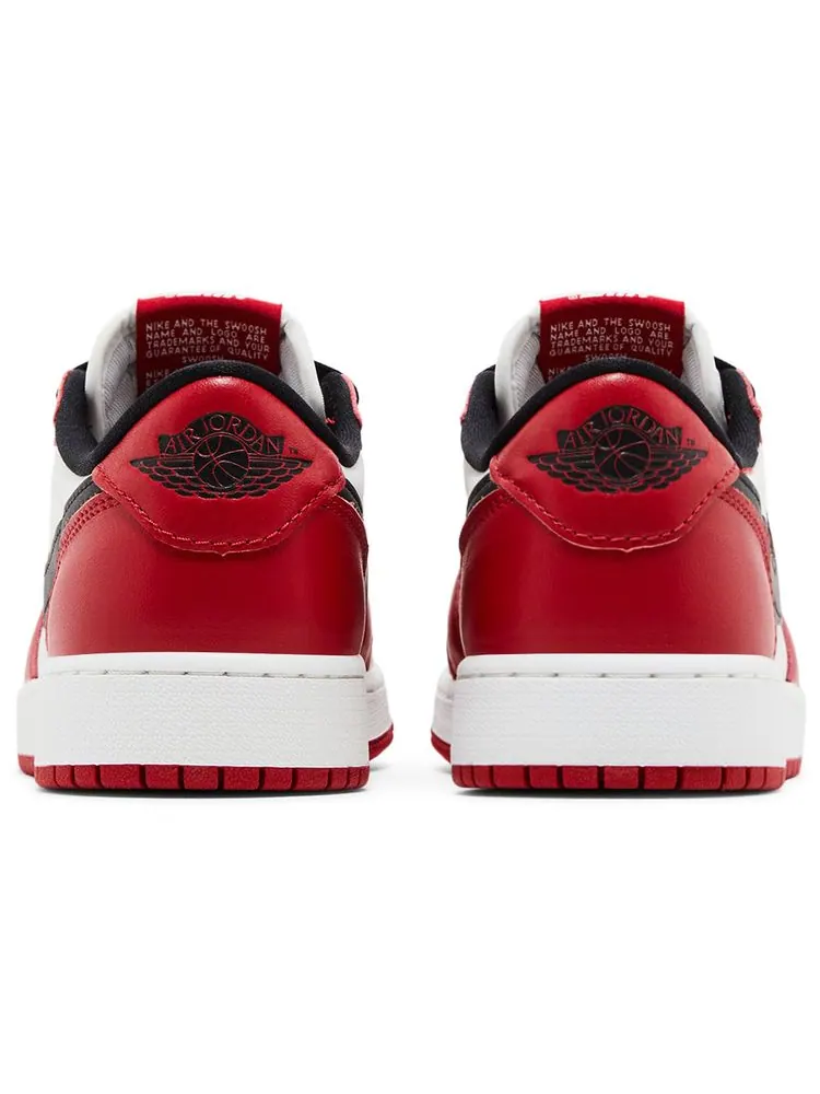 Кроссовки Air Jordan 1 Retro Low OG GS 2025 — изображение 6 из 8, красный