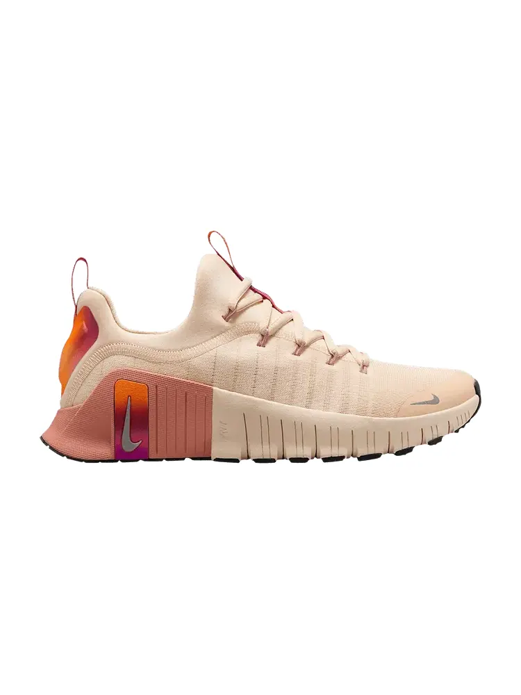 Кроссовки Nike Wmns Free Metcon 6 SE — изображение 1 из 1, белый