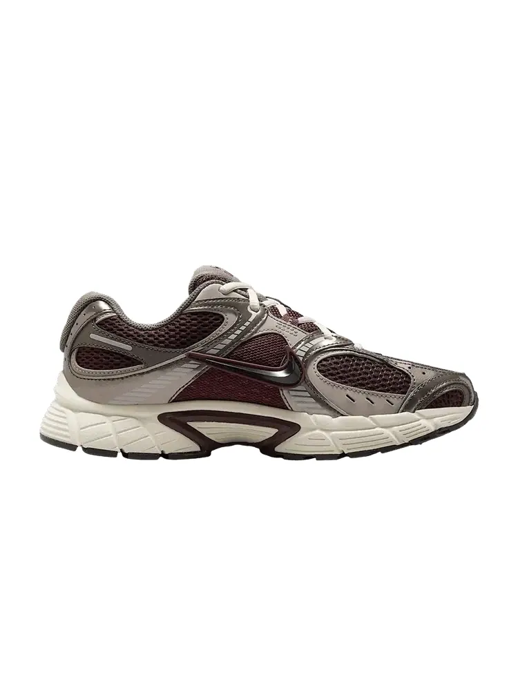 Кроссовки Wmns Nike V5 RNR 'Burgundy Crush Light Orewood Brown' — изображение 1 из 1, коричневый