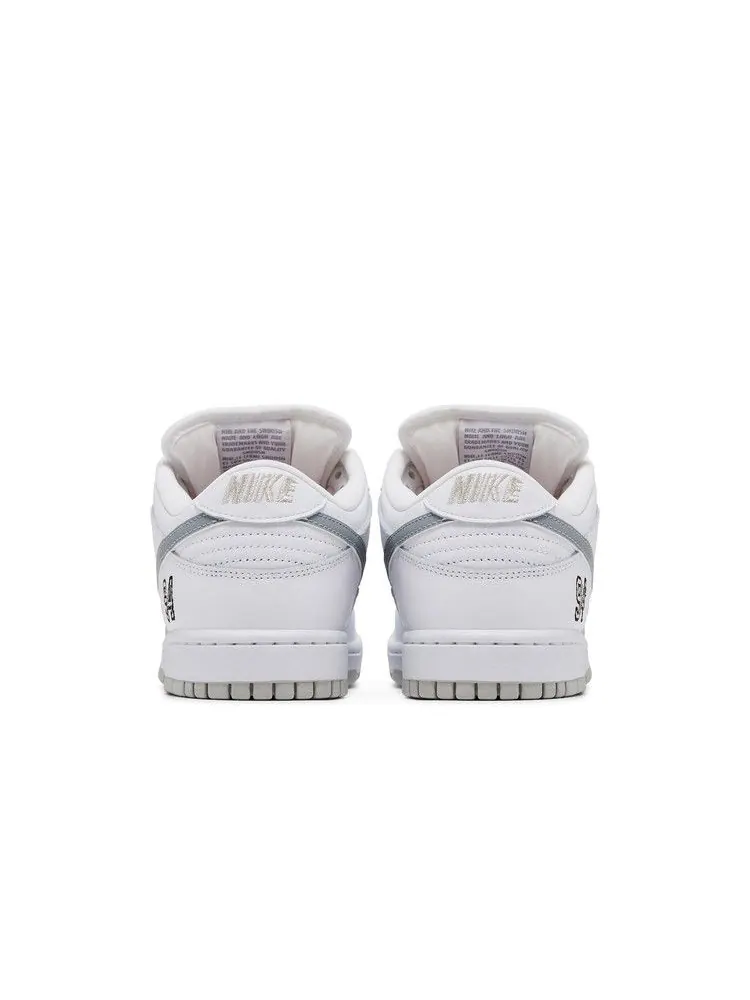 Кроссовки Nike Supreme x Dunk Low SB — изображение 6 из 8