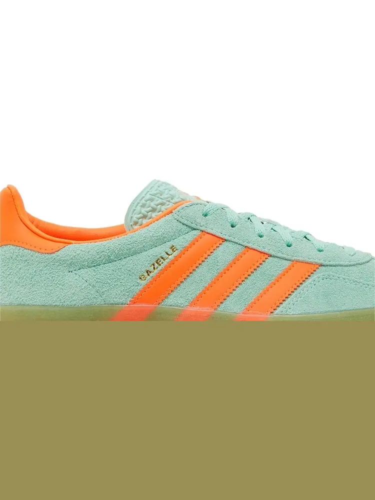 Кроссовки Wmns Gazelle Indoor 'Pulse Mint Solar Orange' — изображение 2 из 4, зеленый