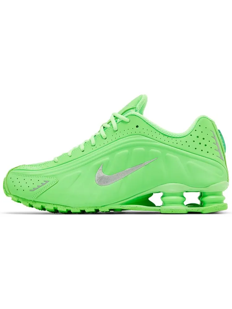 Кроссовки Nike Wmns Shox R4 'Green Strike' — изображение 3 из 8, зеленый