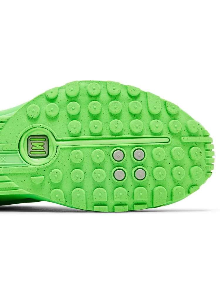 Кроссовки Nike Wmns Shox R4 'Green Strike' — изображение 5 из 8, зеленый