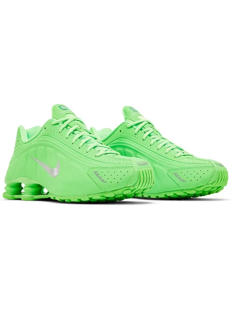Кроссовки Nike Wmns Shox R4 'Green Strike' — изображение 8 из 8, зеленый