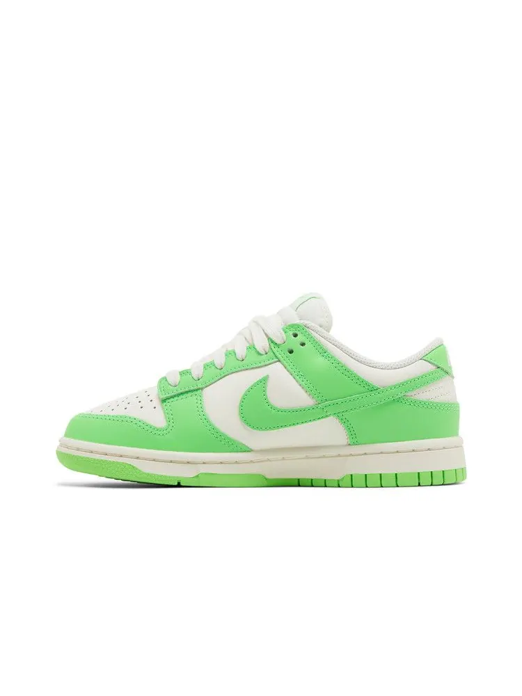 Кроссовки Nike Wmns Dunk Low 'Green Strike' — изображение 4 из 9, зеленый