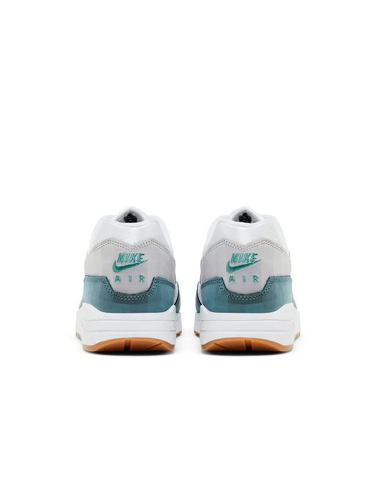 Кроссовки Nike Air Max 1 'Low Poly - Adventure Tomb Raider' — изображение 7 из 9, белый//серый