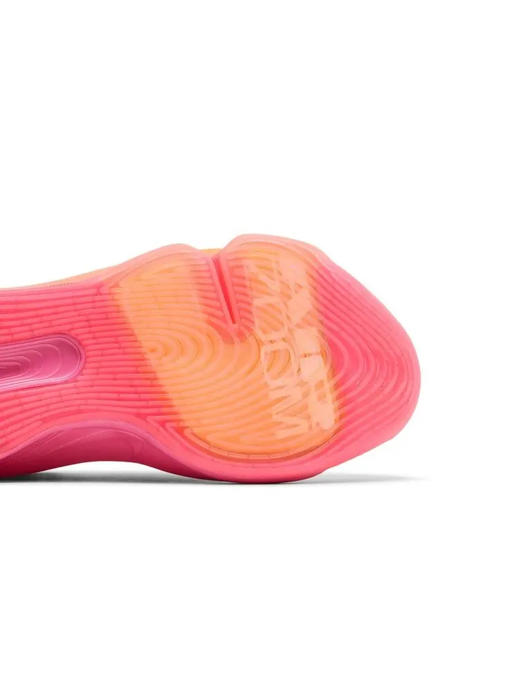 Кроссовки Nike Wmns Air Zoom GT Hustle 3 Hyper Pink — изображение 5 из 6, розовый
