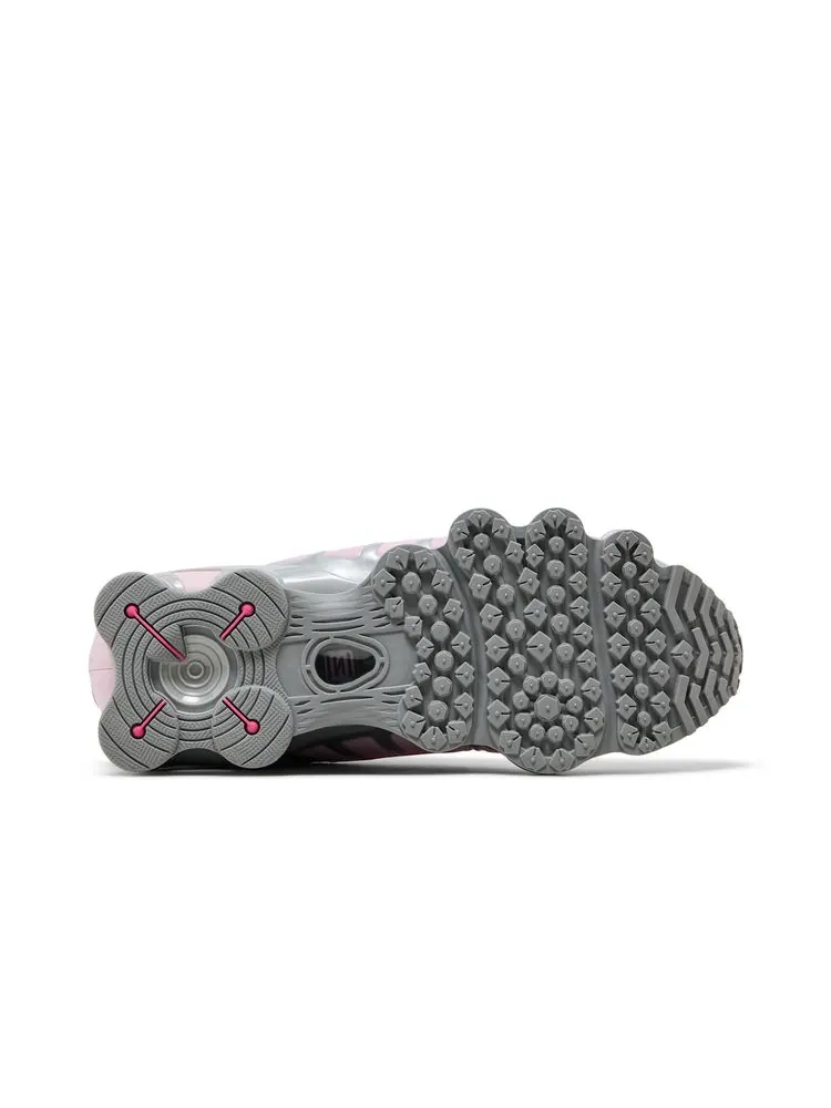Кроссовки Wmns Shox TL 'Metallic Platinum Pink Foam' — изображение 4 из 8