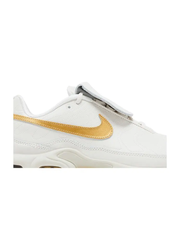 Кроссовки Air Max Plus Tiempo 'Phantom Metallic Gold' — изображение 2 из 8, металлик золотистый