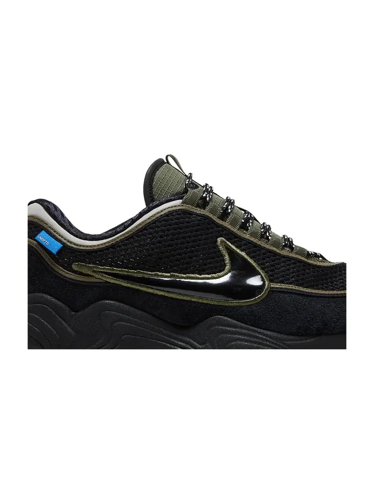 Кроссовки Undefeated x Air Zoom Spiridon SP 'Cargo Khaki' — изображение 2 из 8, хаки