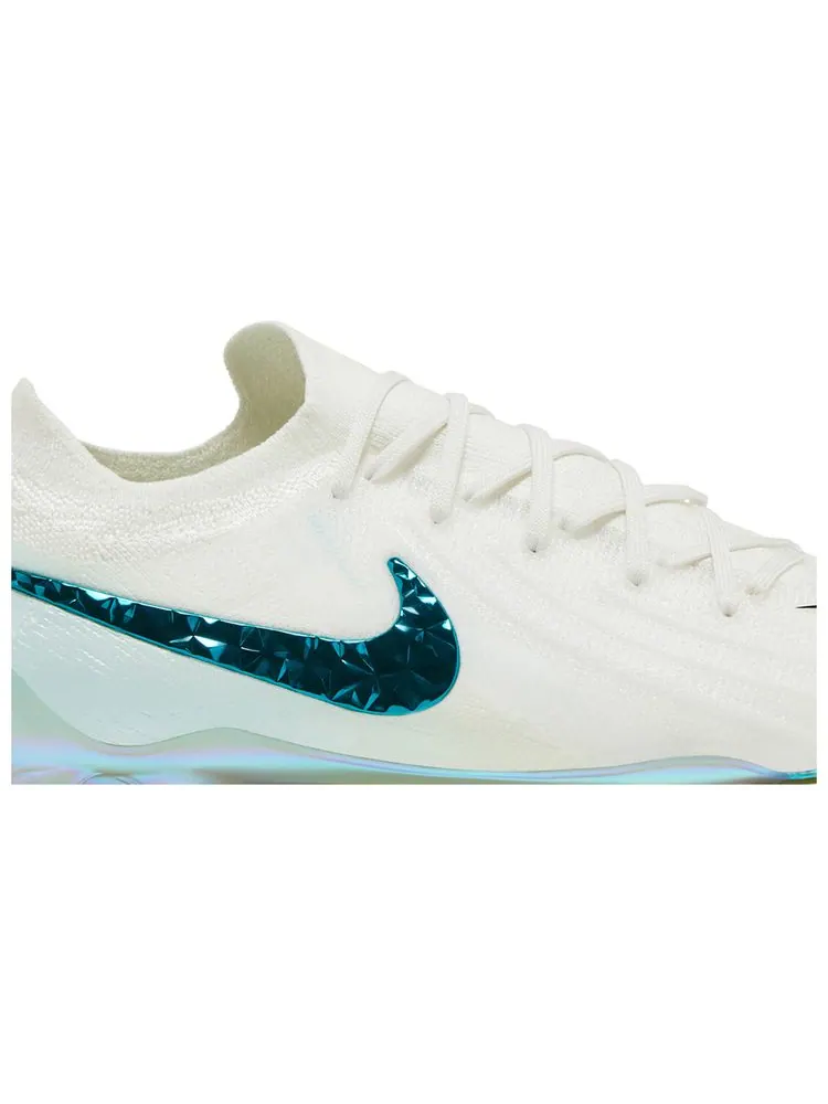 Кроссовки Nike Phantom GX 2 Elite LV8 FG 'Chromatic Pack' — изображение 2 из 8, белый