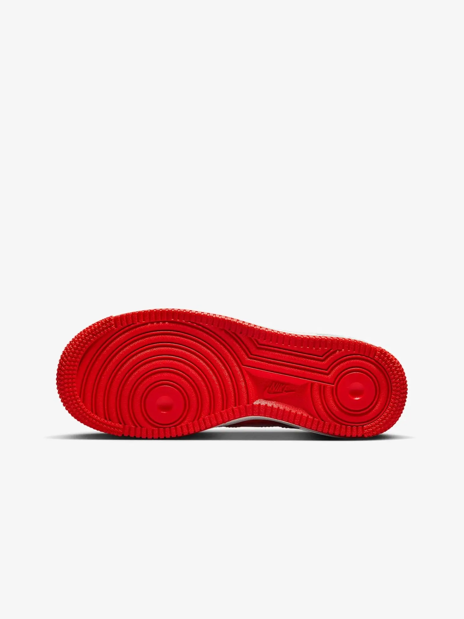 Кроссовки Nike Air Force 1 'Valentine's Day' — изображение 4 из 10, белый/красный