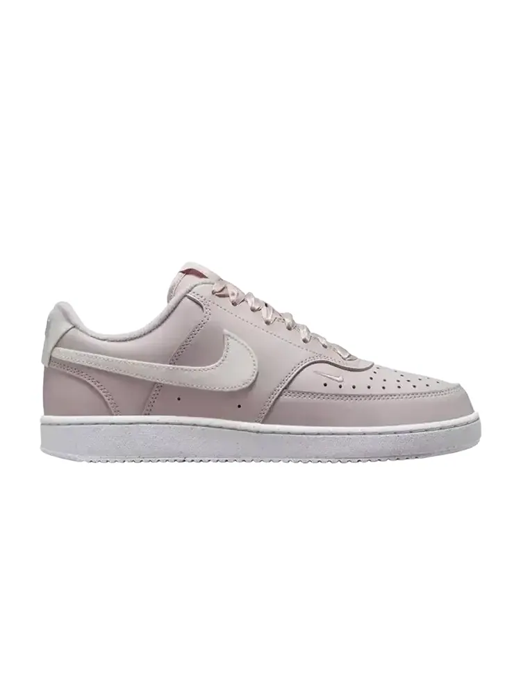 Кроссовки Nike Wmns Court Vision Low Next Nature — изображение 1 из 1
