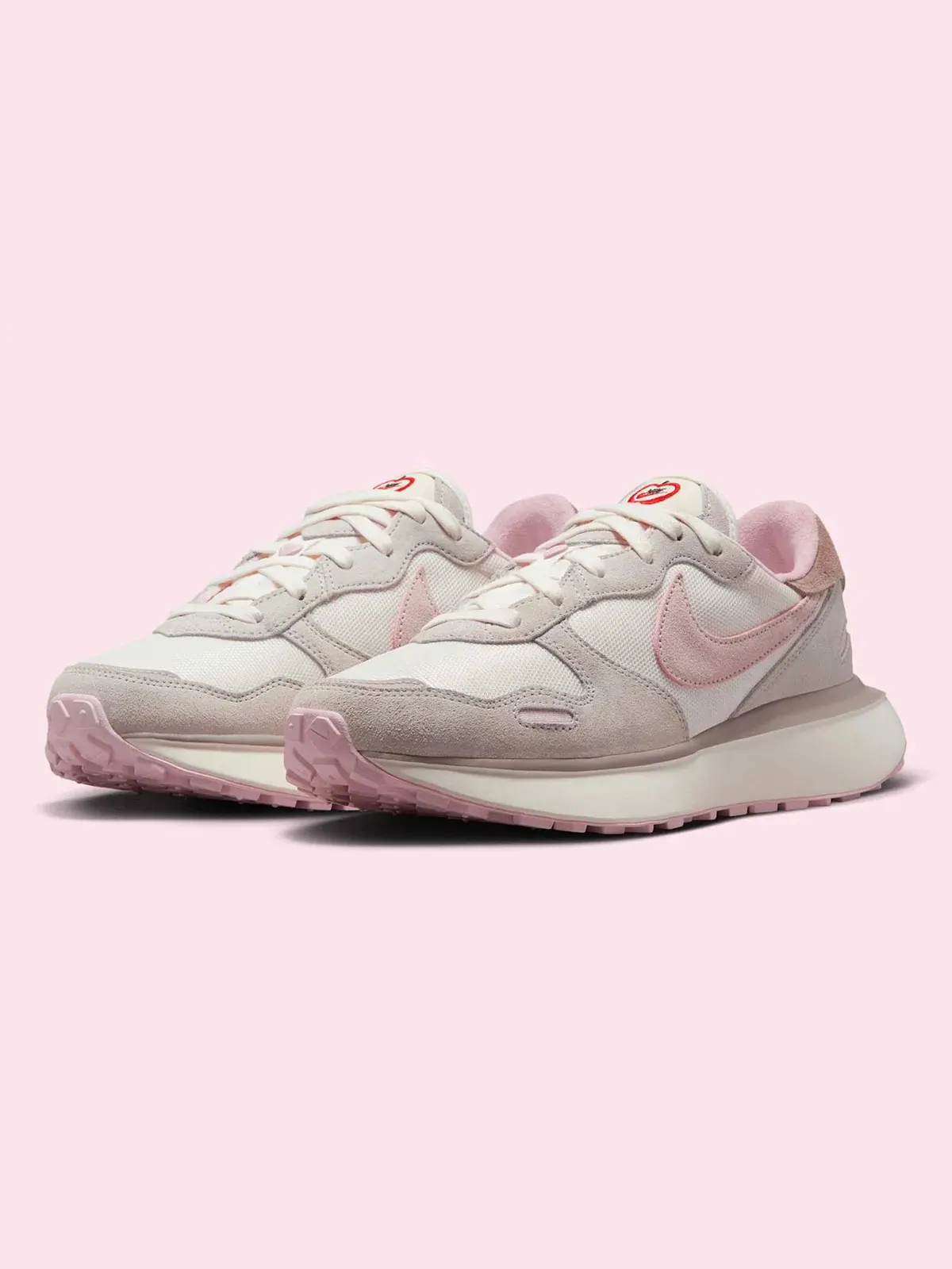 Женские кроссовки Nike Phoenix Waffle 'Valentine's Day' — изображение 2 из 10, бежевый
