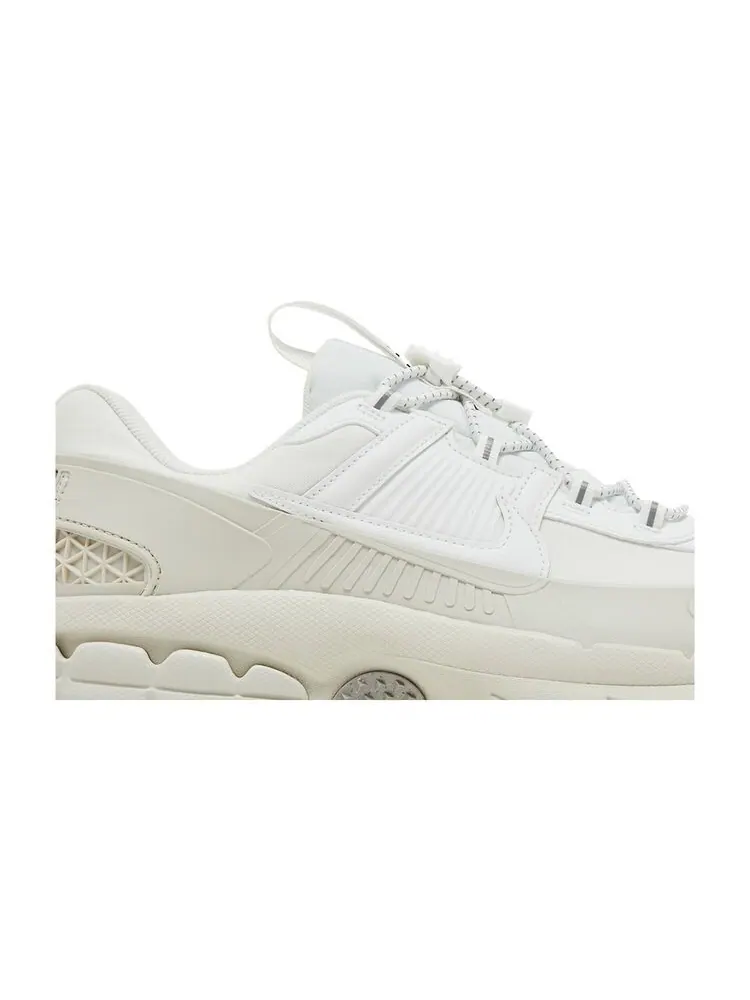 Кроссовки Nike Wmns Zoom Vomero Roam Summit White — изображение 2 из 6, белый