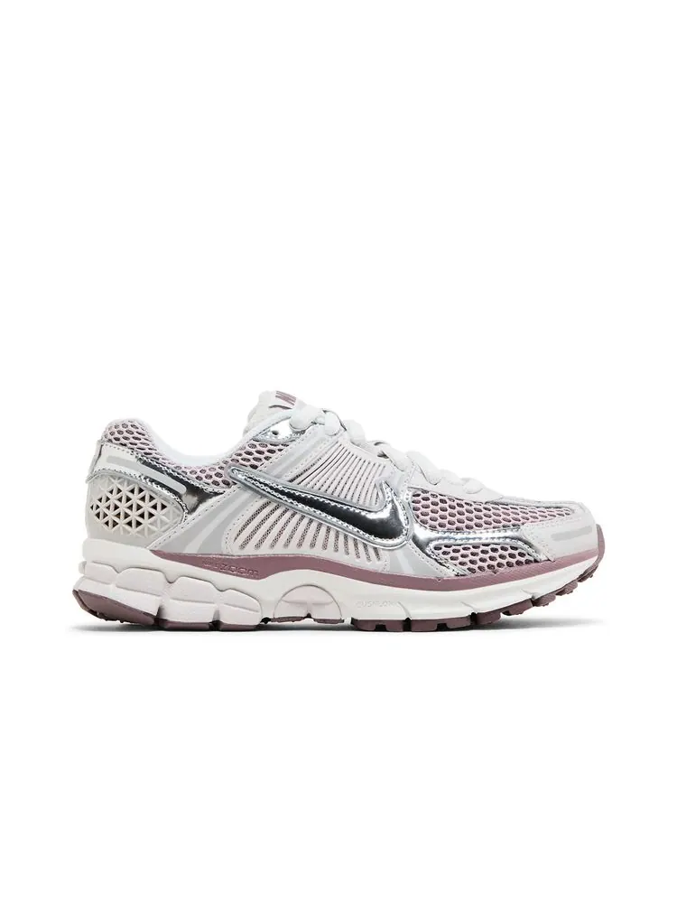 Кроссовки Wmns Air Zoom Vomero 5 'Chrome Platinum Violet' — изображение 1 из 8, платиновый фиолетовый