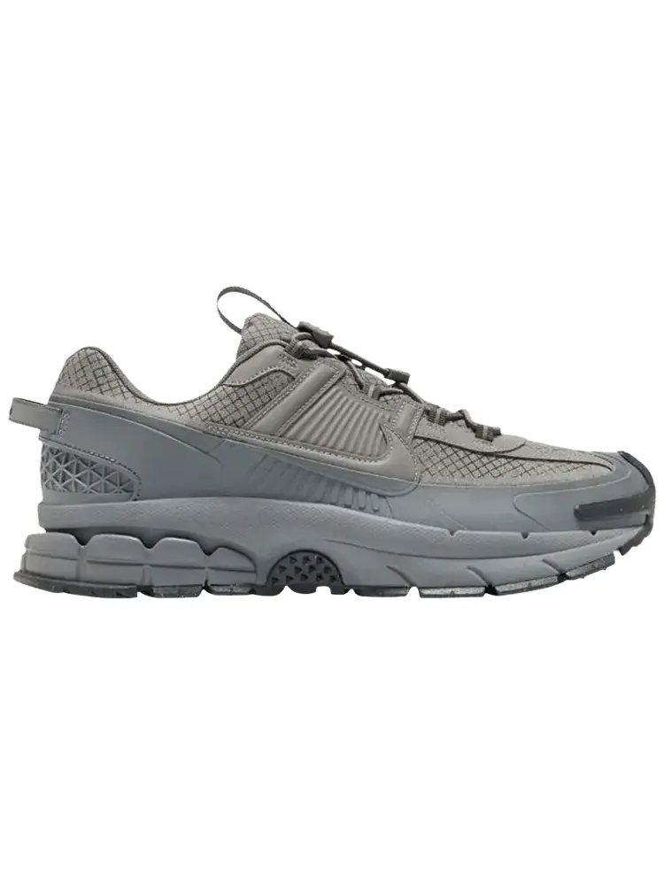 Кроссовки Nike Zoom Vomero 5 Roam — изображение 1 из 1, серый