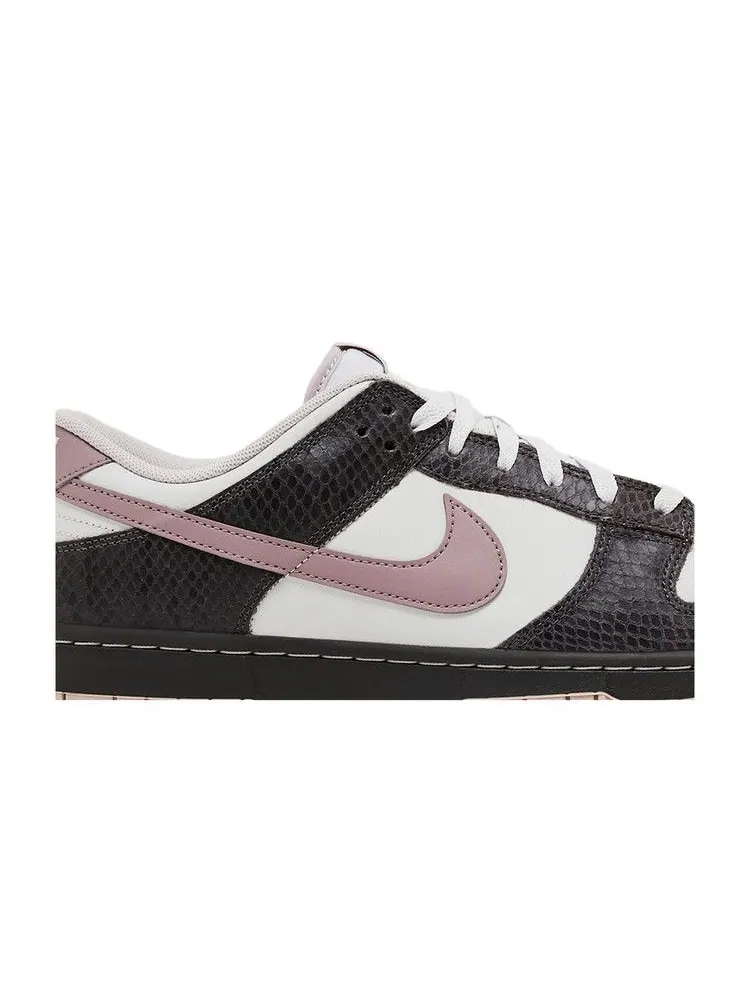 Кроссовки Nike Dunk Low 'Medium Ash Violet Snakeskin' — изображение 2 из 7, серый/серый/платиновый