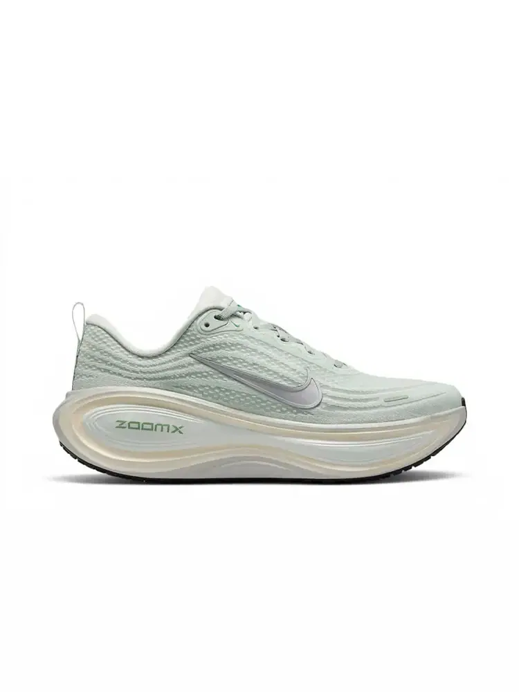 Кроссовки Nike Wmns Vomero Plus — изображение 1 из 1, светлый серебристый