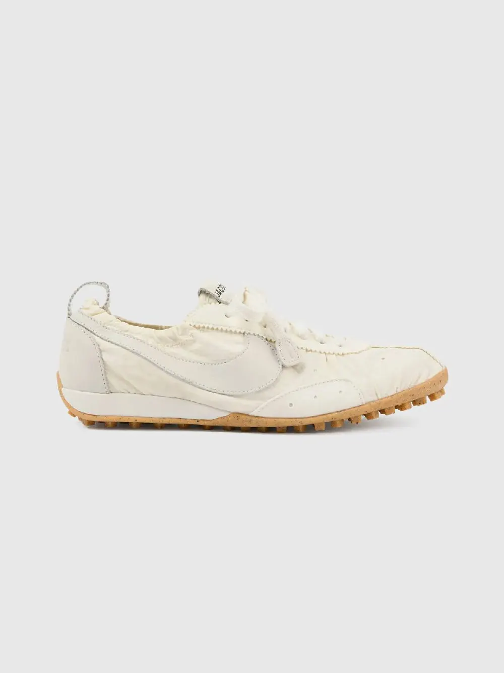 Кроссовки Jacquemus x Nike Moon — изображение 1 из 4, перламутровый