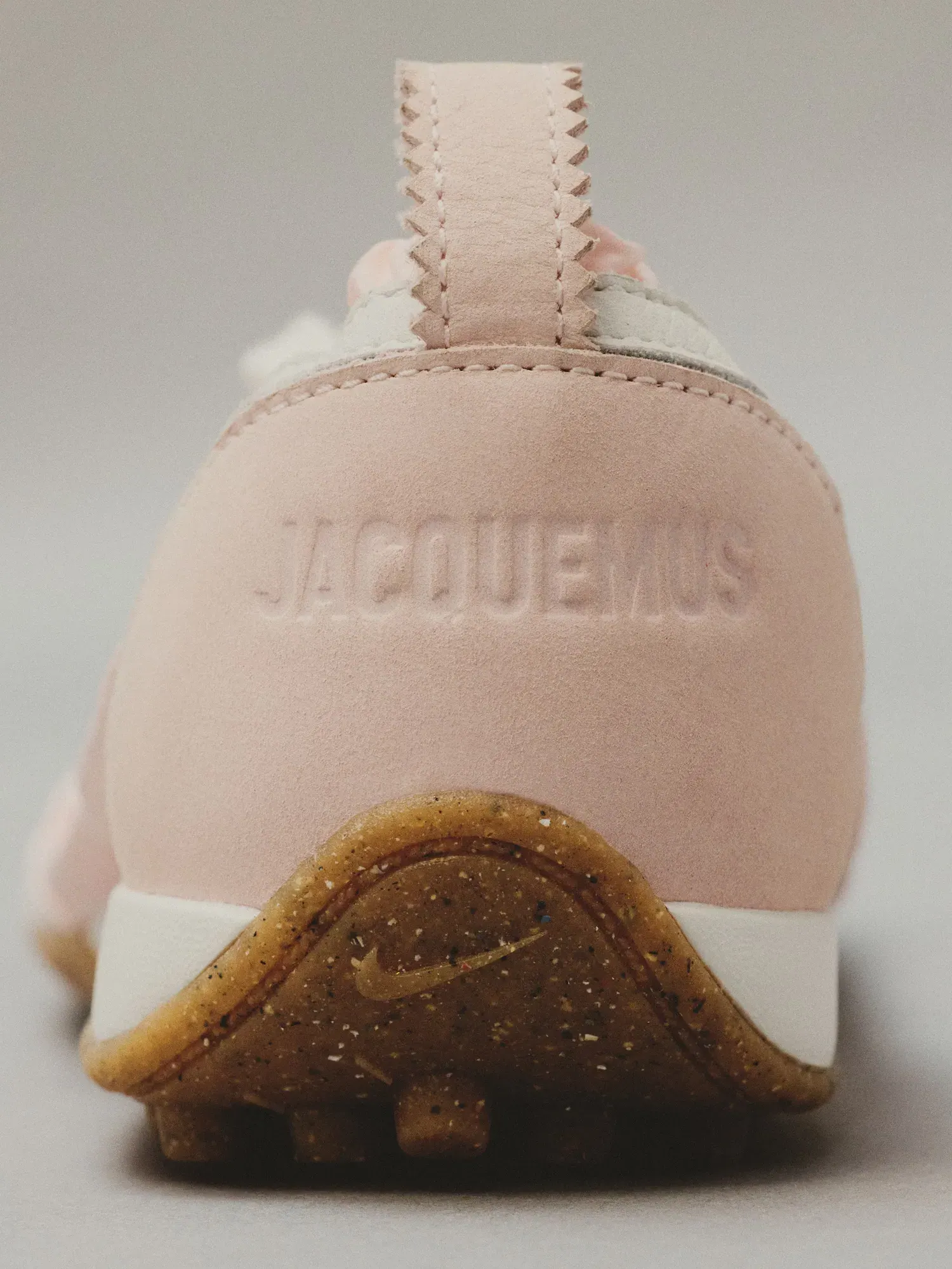 Кроссовки Nike x Jacquemus Moon — изображение 4 из 5, розовый