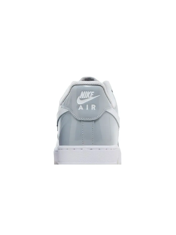 Кроссовки Air Force 1 '07 LV8 'Wolf Grey Patent' — изображение 7 из 8, серый