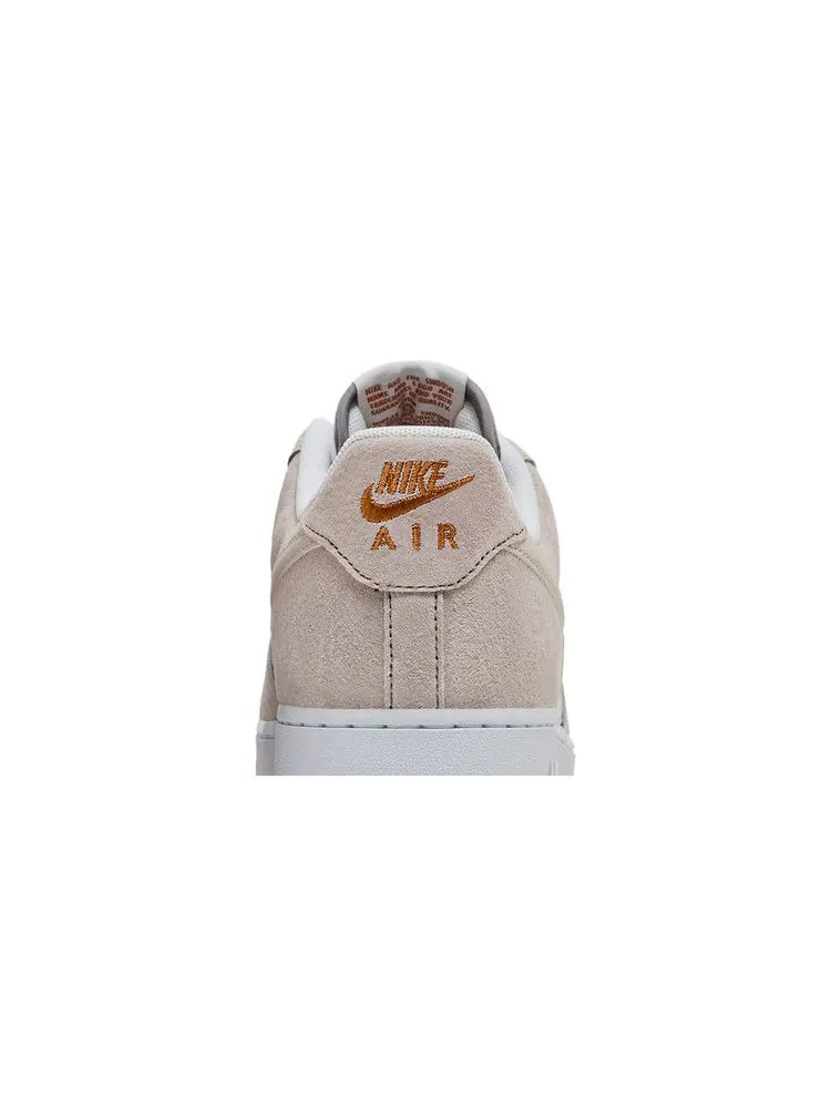 Кроссовки Nike Air Force 1 '07 'College Grey Light Orewood' — изображение 8 из 9