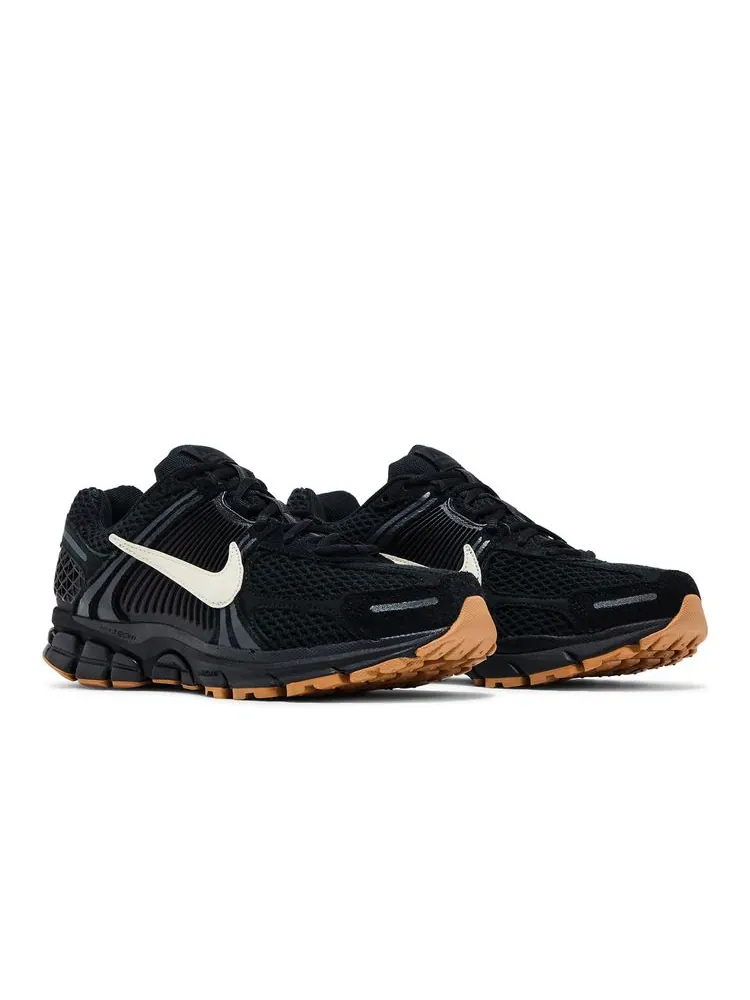 Кроссовки Air Zoom Vomero 5 'Black Gum' — изображение 8 из 8, черный
