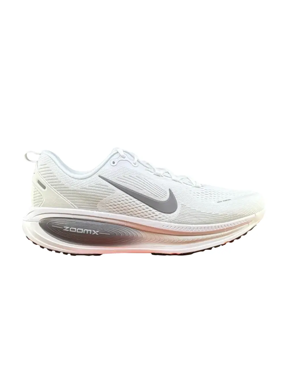Кроссовки Nike Vomero 18 TB — изображение 1 из 1, белый
