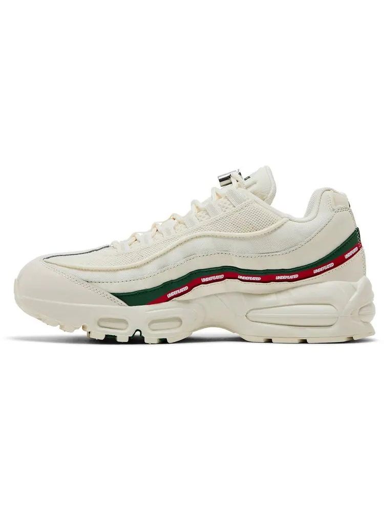 Кроссовки Undefeated x Nike Air Max 95 — изображение 3 из 8, белый
