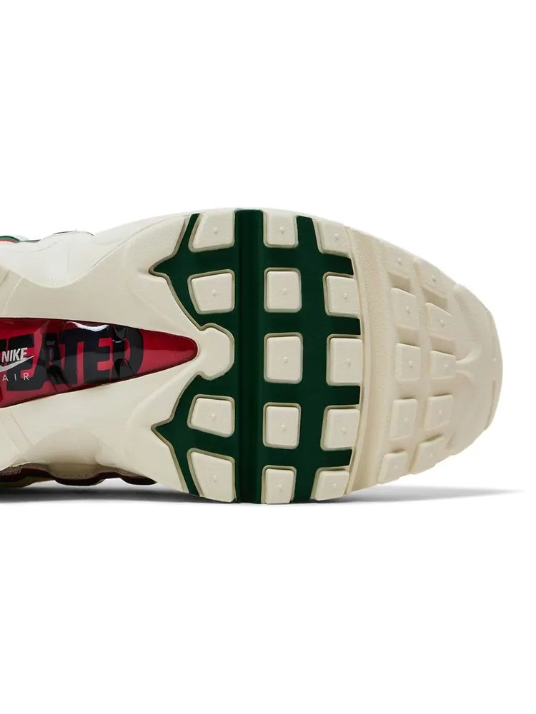 Кроссовки Undefeated x Nike Air Max 95 — изображение 5 из 8, белый