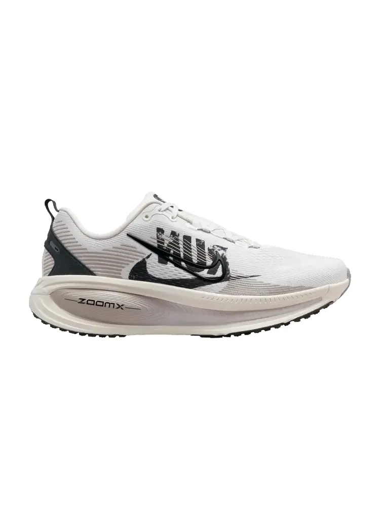 Кроссовки Nike Vomero 18 'Run Pack' — изображение 1 из 1, белый/серый/серый/черный