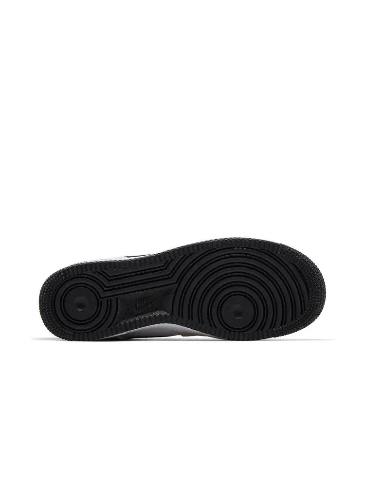 Кеды Nike Air Force 1 '07 LV8 'Photon Dust Black' — изображение 5 из 9