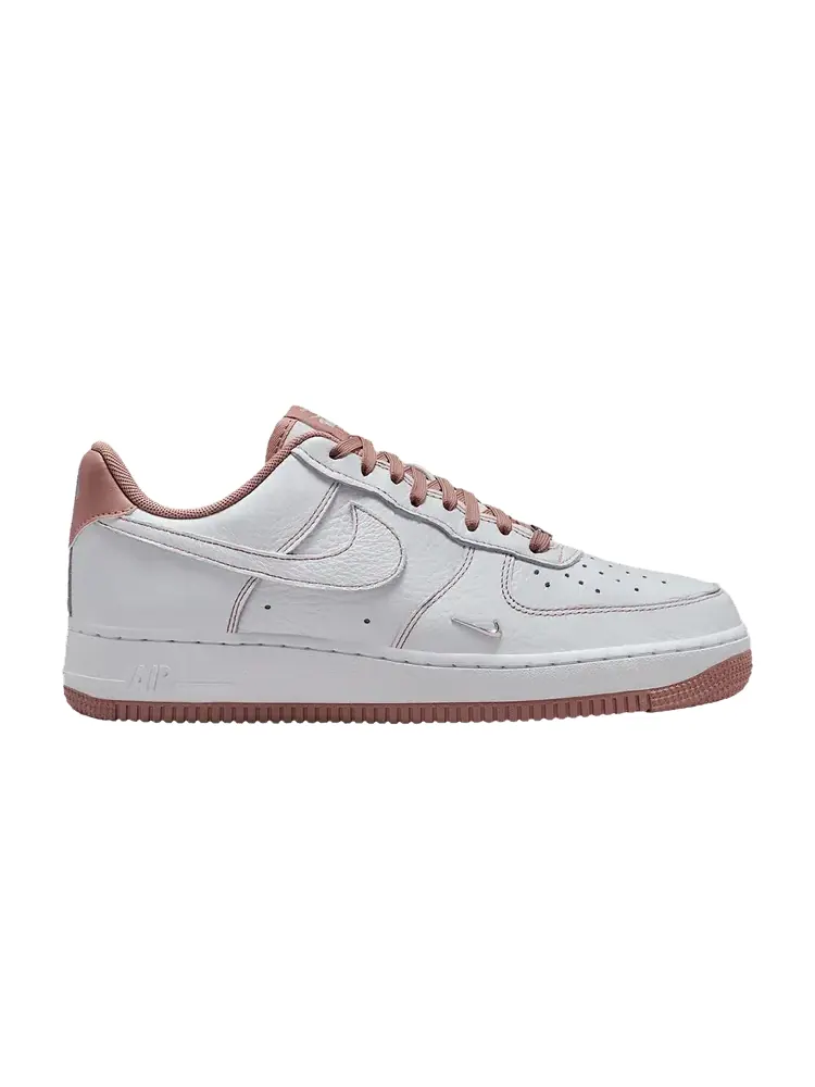 Кроссовки Nike Wmns Air Force 1, 07 Low — изображение 1 из 1, розовый