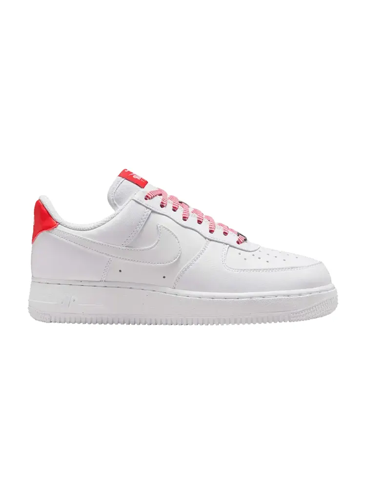 Кроссовки Wmns Air Force 1 '07 'Patterned Red Laces' — изображение 1 из 1, белый