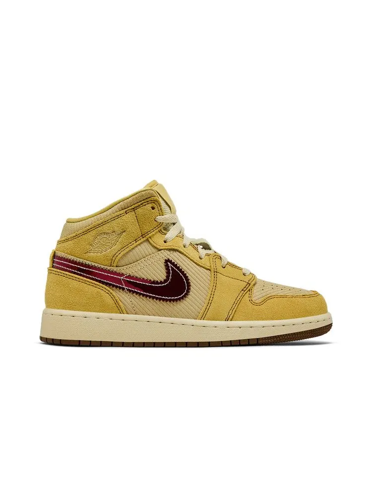 Кроссовки Air Jordan Air Jordan 1 Mid SE GS 'French Fries' — изображение 2 из 9
