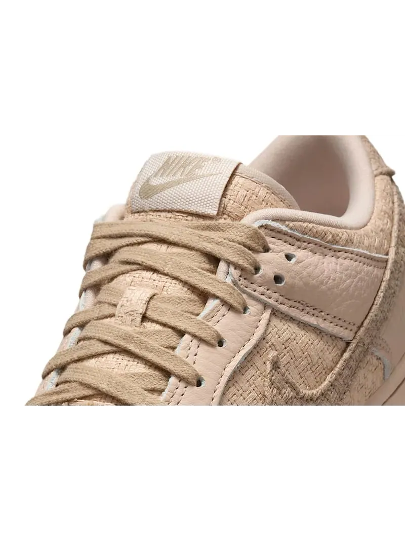 Кроссовки Nike Wmns Dunk Low 'Woven Sanddrift' — изображение 6 из 7, бежевый