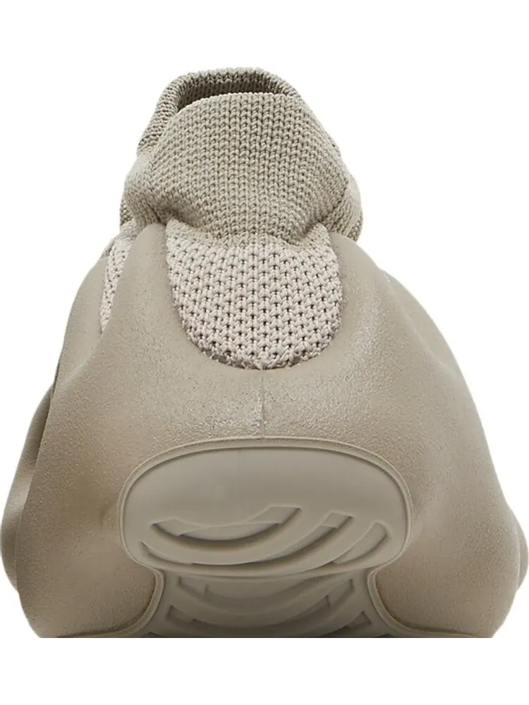 Кроссовки Adidas Yeezy 450 'Stone Flax' — изображение 7 из 8, загар