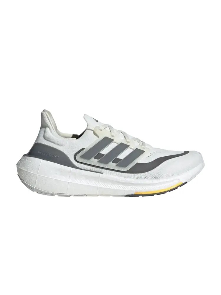 Кроссовки Adidas UltraBoost Light — изображение 1 из 1, белый