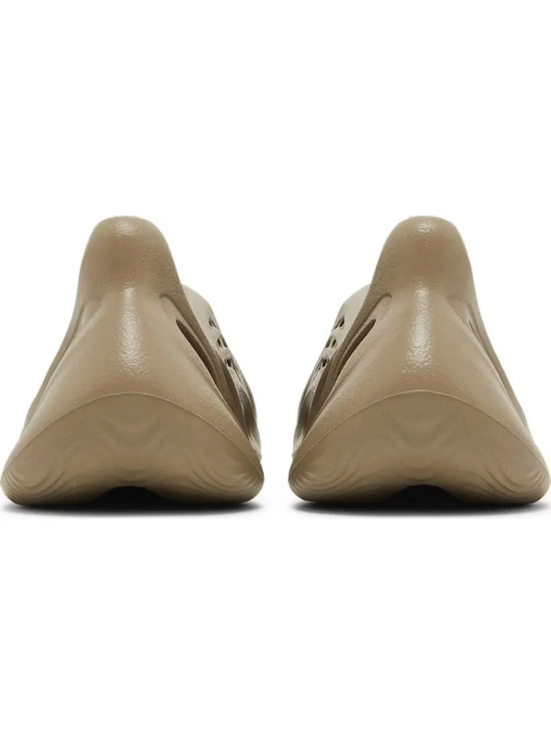 Кроссовки Adidas Yeezy Foam Runner 'Stone Taupe' — изображение 3 из 4, бежевый