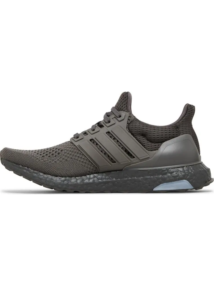 Кроссовки UltraBoost 1.0 'Charcoal Semi Spark' — изображение 3 из 4, серый