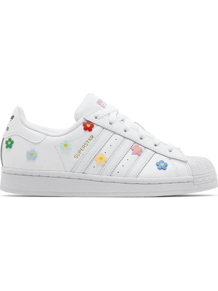 Кроссовки Hello Kitty x Superstar J 'Colorful Florals' — изображение 1 из 4, белый