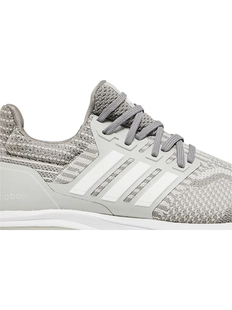 Кроссовки UltraBoost DNA 5.0 Cleat 'Grey White' — изображение 2 из 4, серый