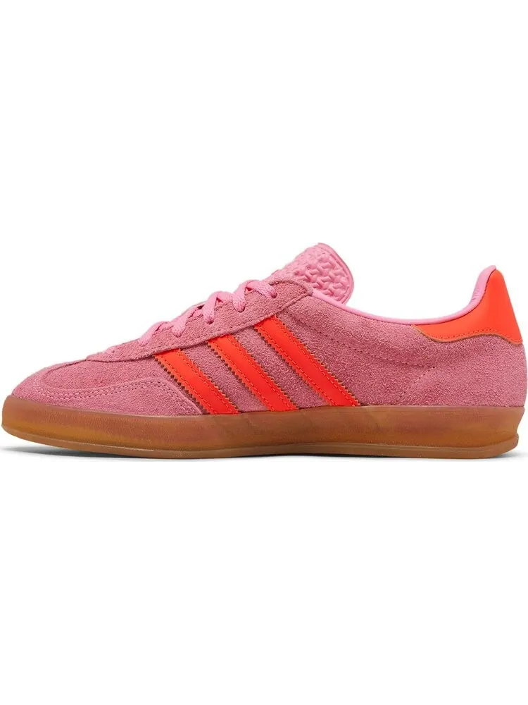 Кроссовки Wmns Gazelle Indoor 'Beam Pink Solar Red' — изображение 3 из 4, розовый