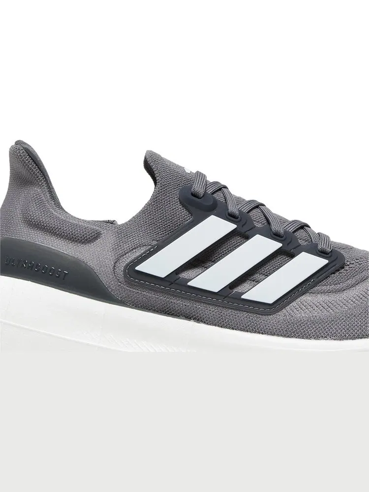 Кроссовки UltraBoost Light 'Grey White' — изображение 2 из 4, серый