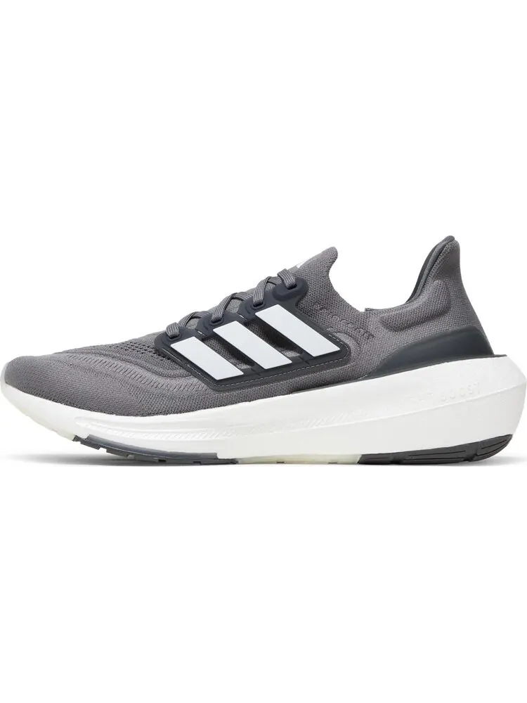 Кроссовки UltraBoost Light 'Grey White' — изображение 3 из 4, серый